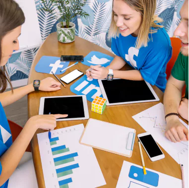 the-benefits-of-utilising-both-social-media-telemarketing-as-part-of-your-lead-generation-strategy